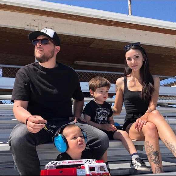 Meet your Posher, Cheyenne - Picture 6 of 7